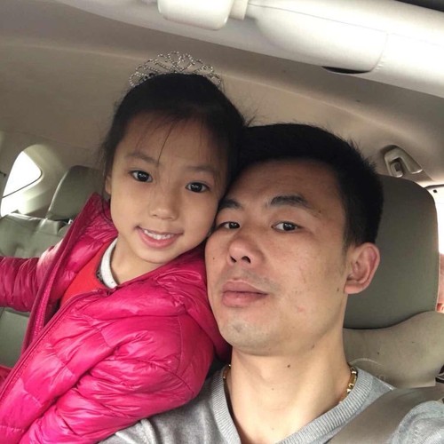 广州芊朵尔服饰