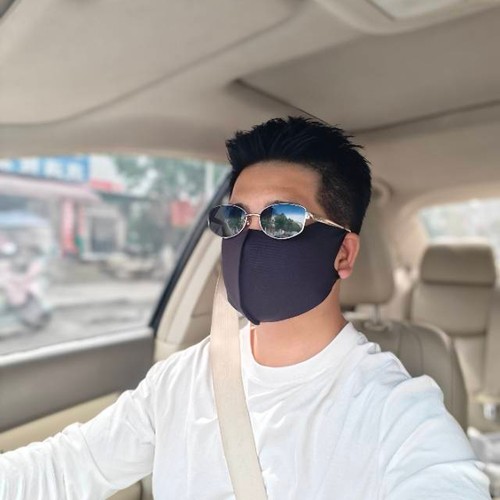 黑皮制衣