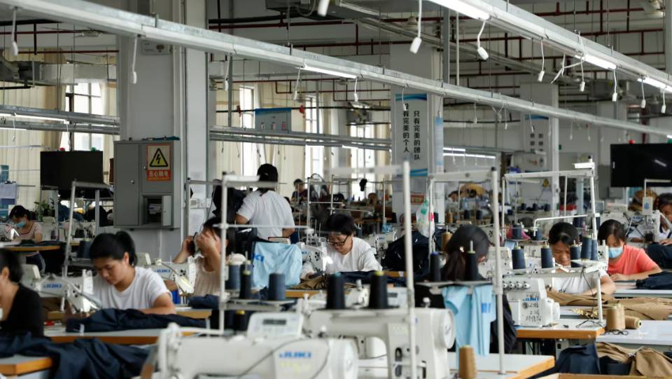 湖南省杰斯特服饰有限公司工厂图片2