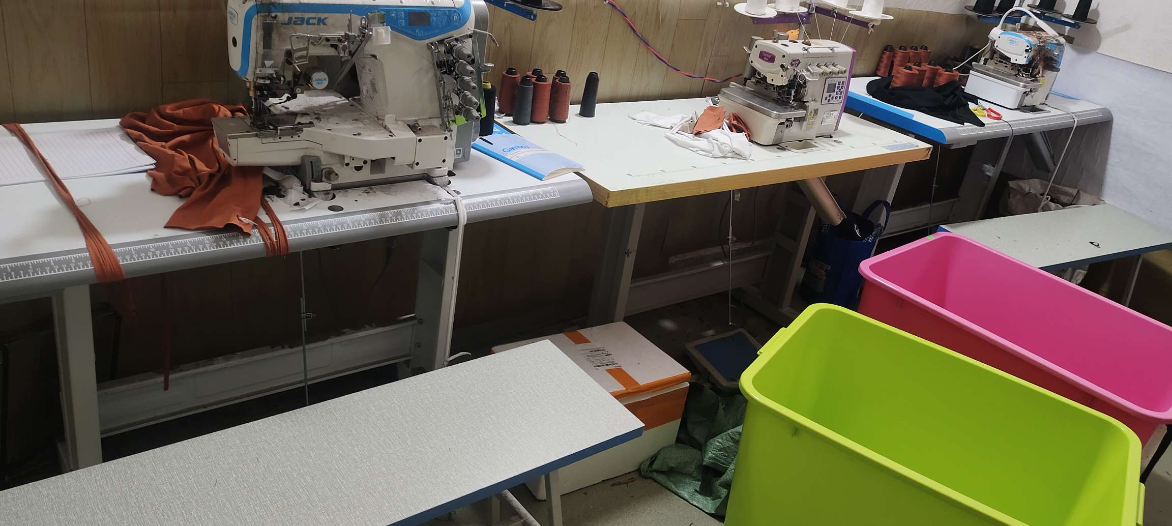 大湾镇嘉兴服饰工厂图片2