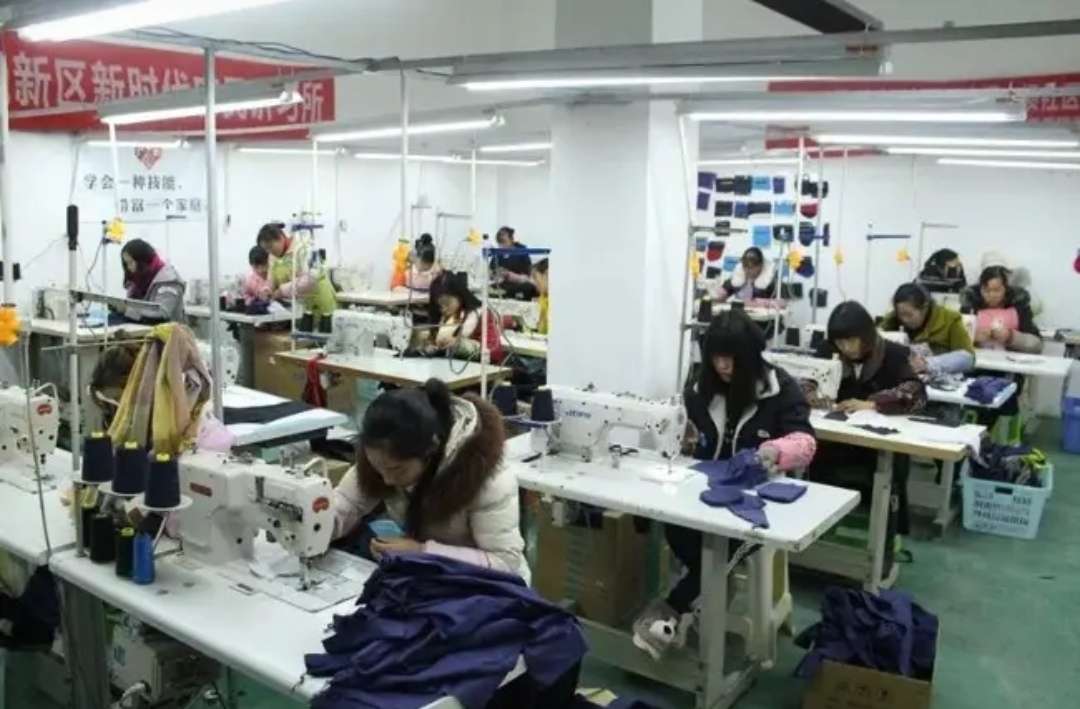 青青服装加工厂