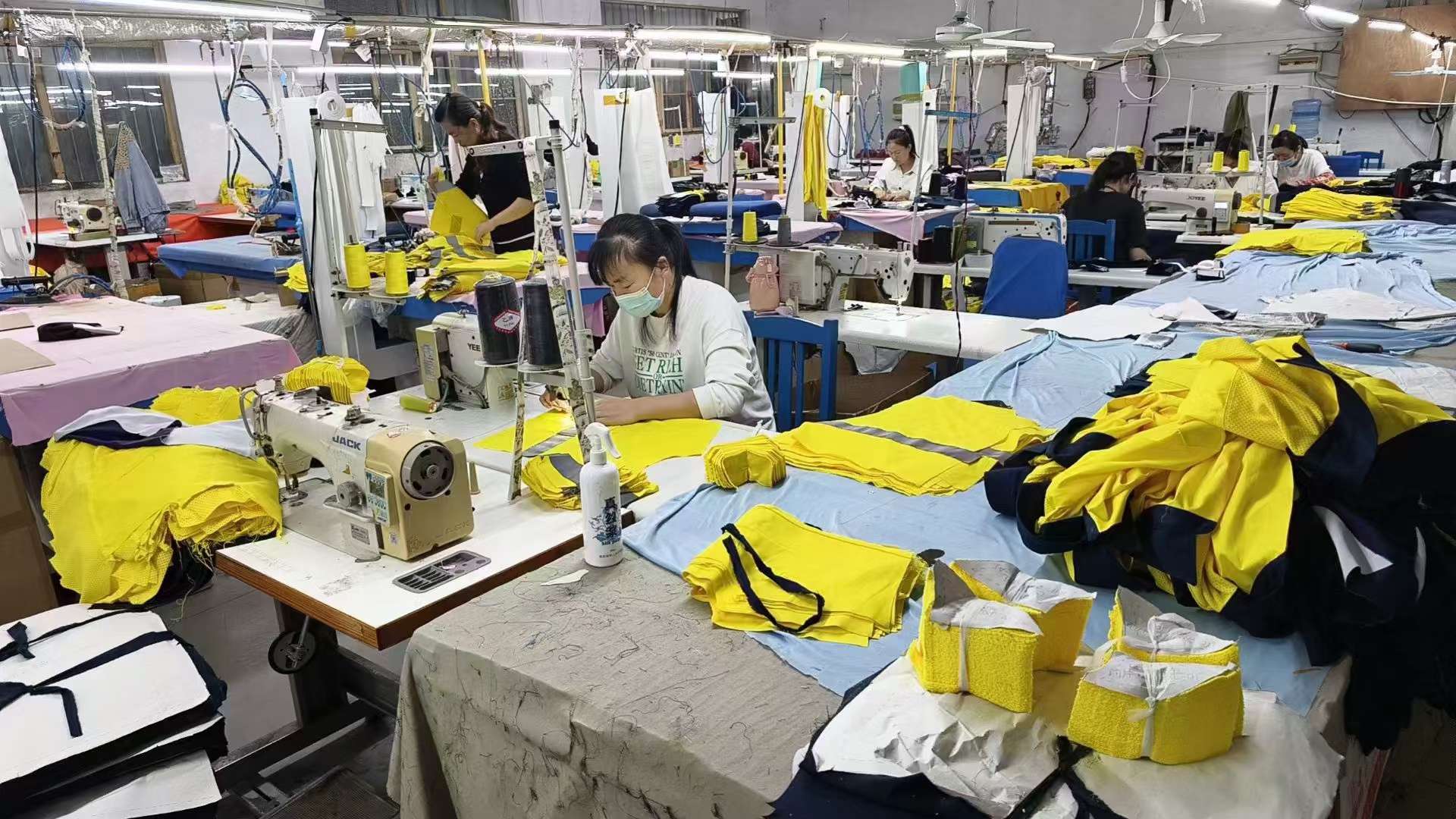 鼎力服装加工(德州)有限公司