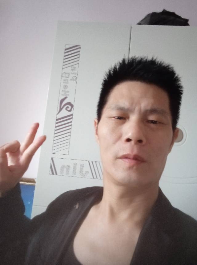 强强服饰工厂图片3