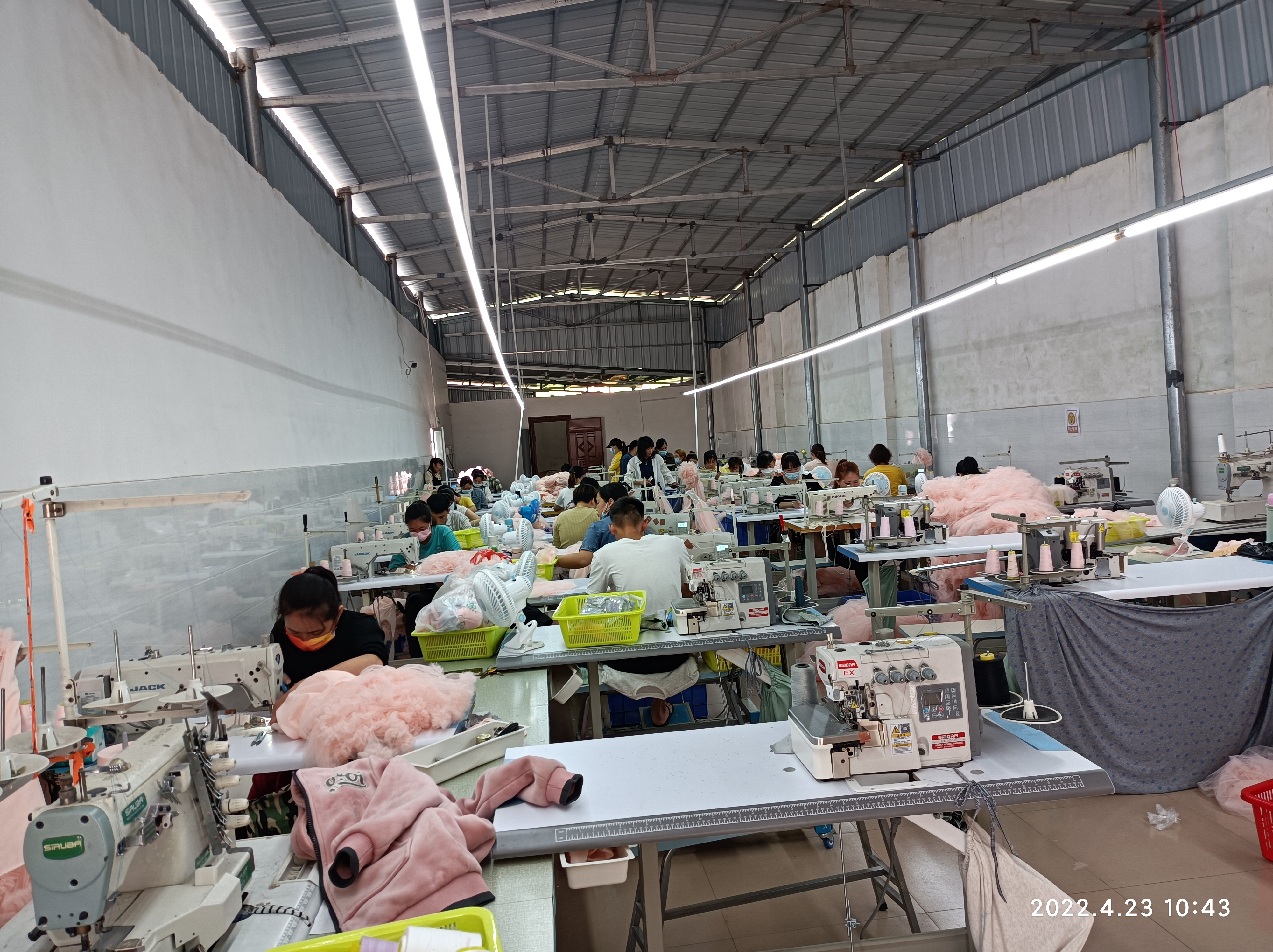广西荣林服饰有限公司工厂图片4