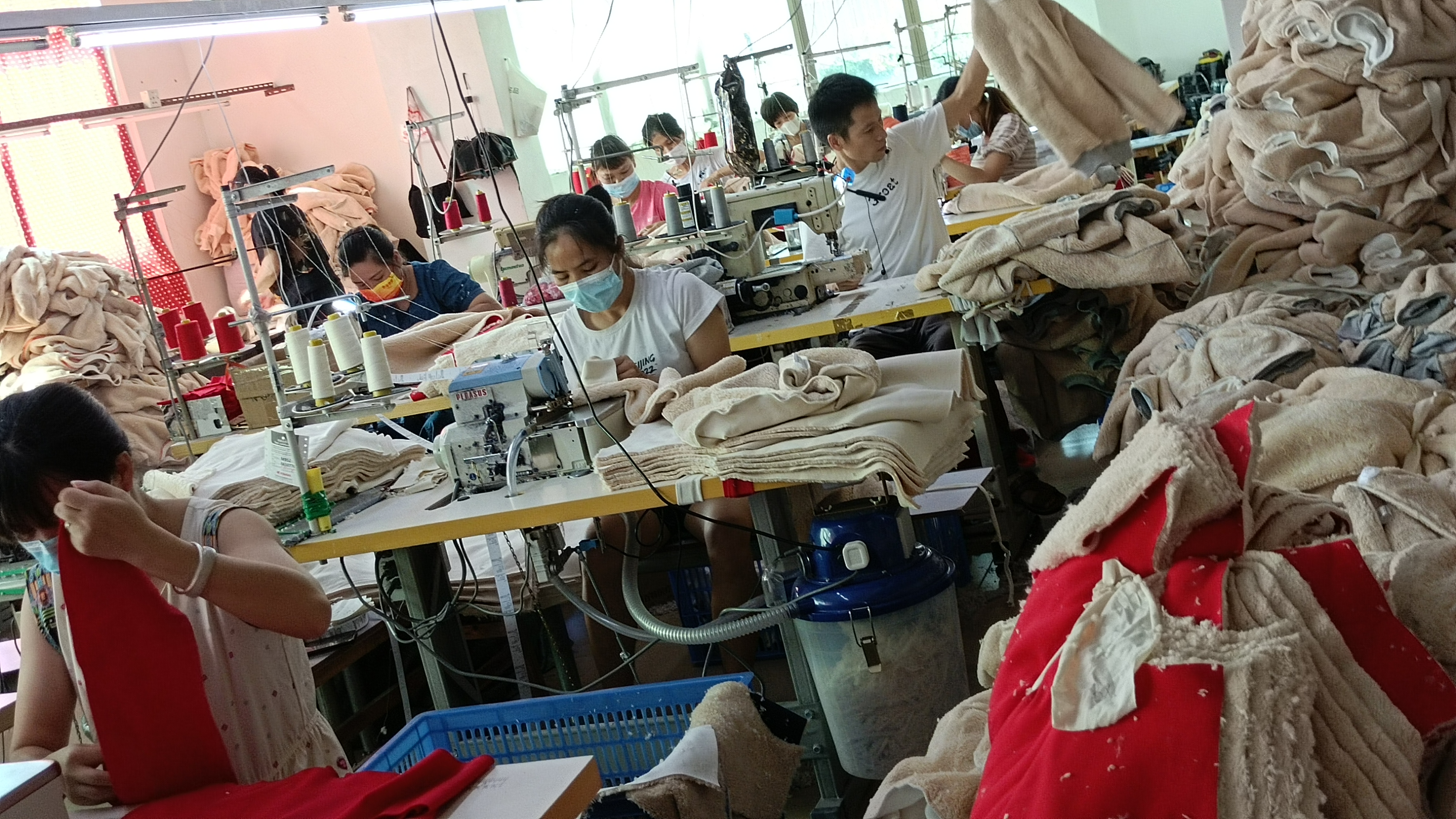 来佛服饰工厂图片4