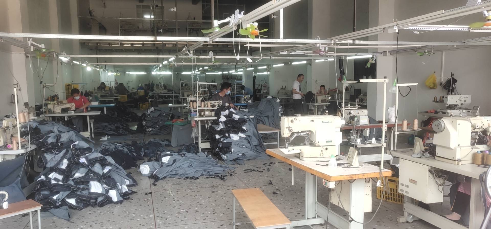 成达制衣厂工厂图片4