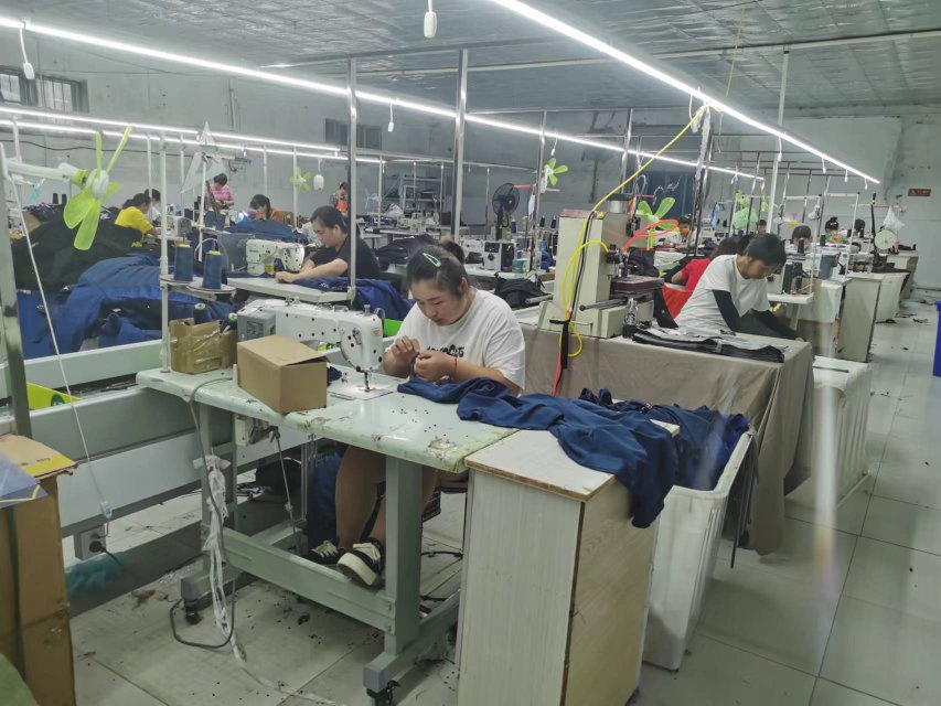 河南雅丽服装工厂图片2