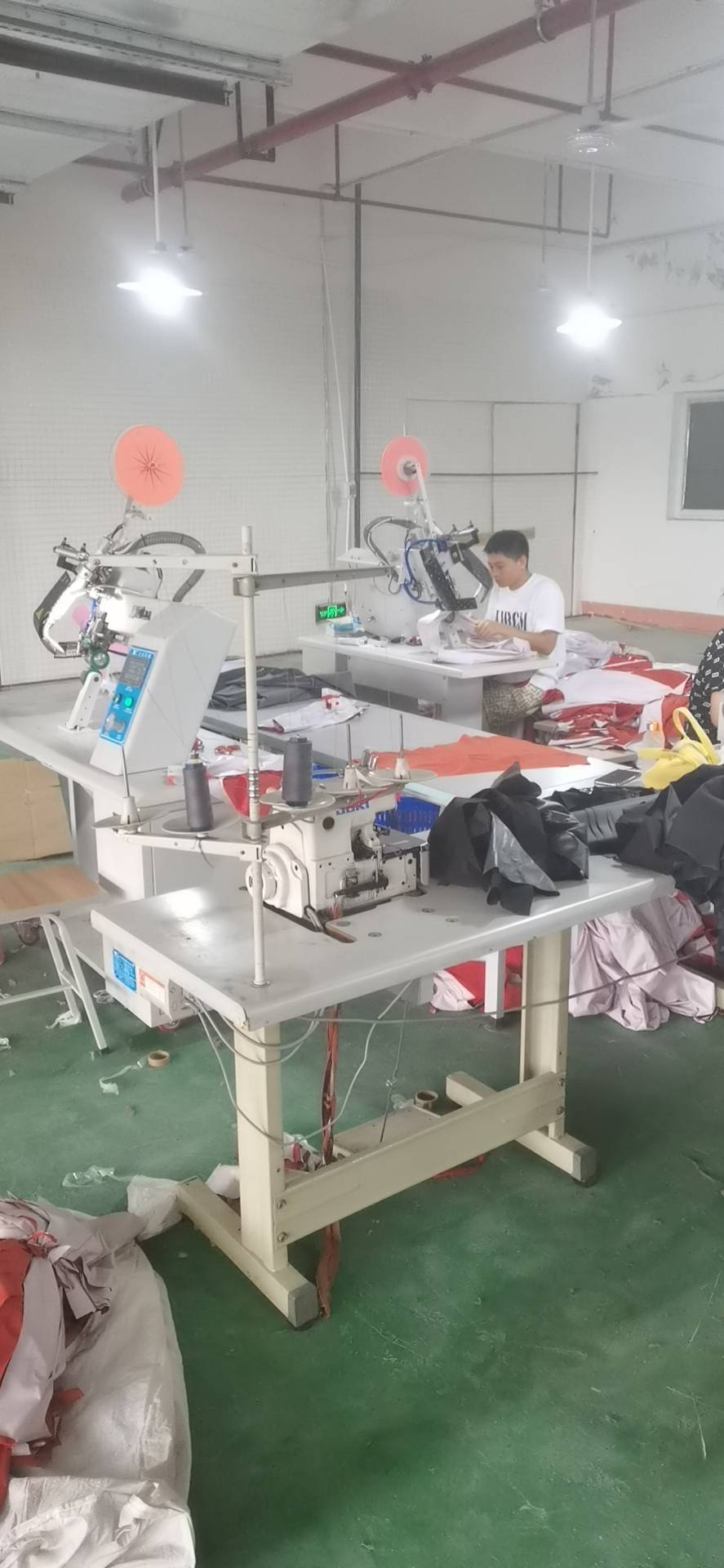重庆市开州区宏搏制衣厂工厂图片2