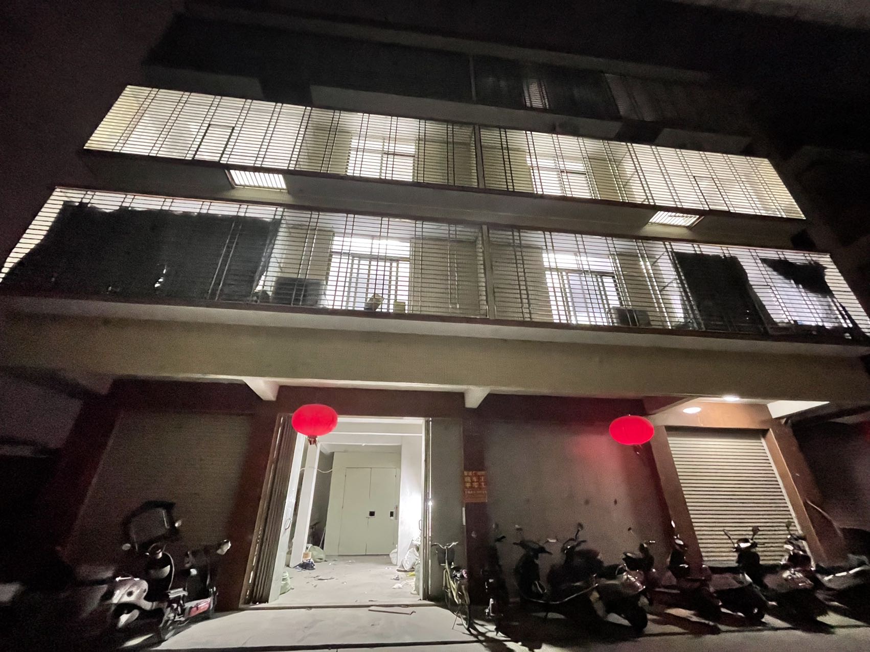 揭阳新苏服装加工厂