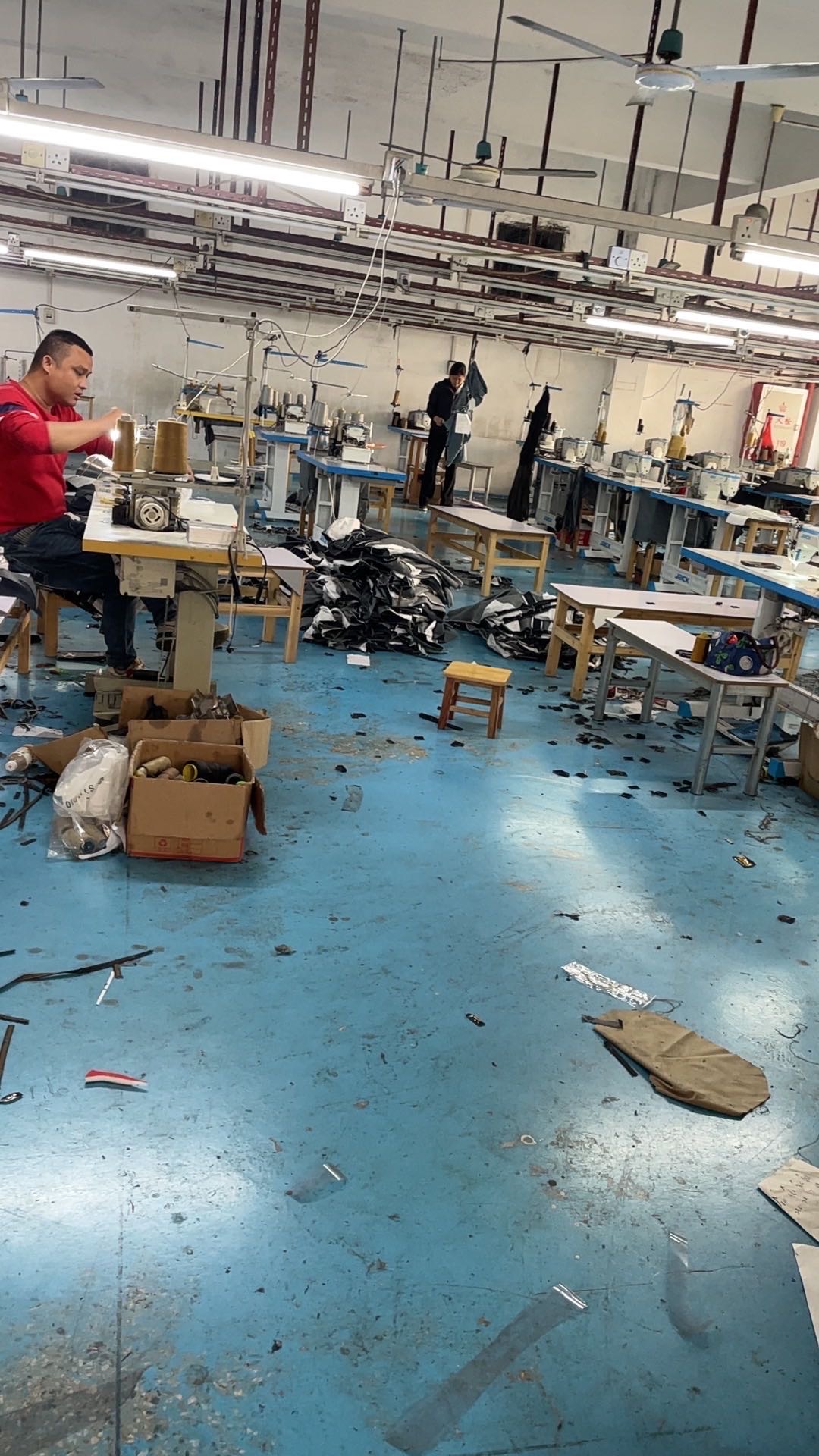 卓美牛仔工厂图片2