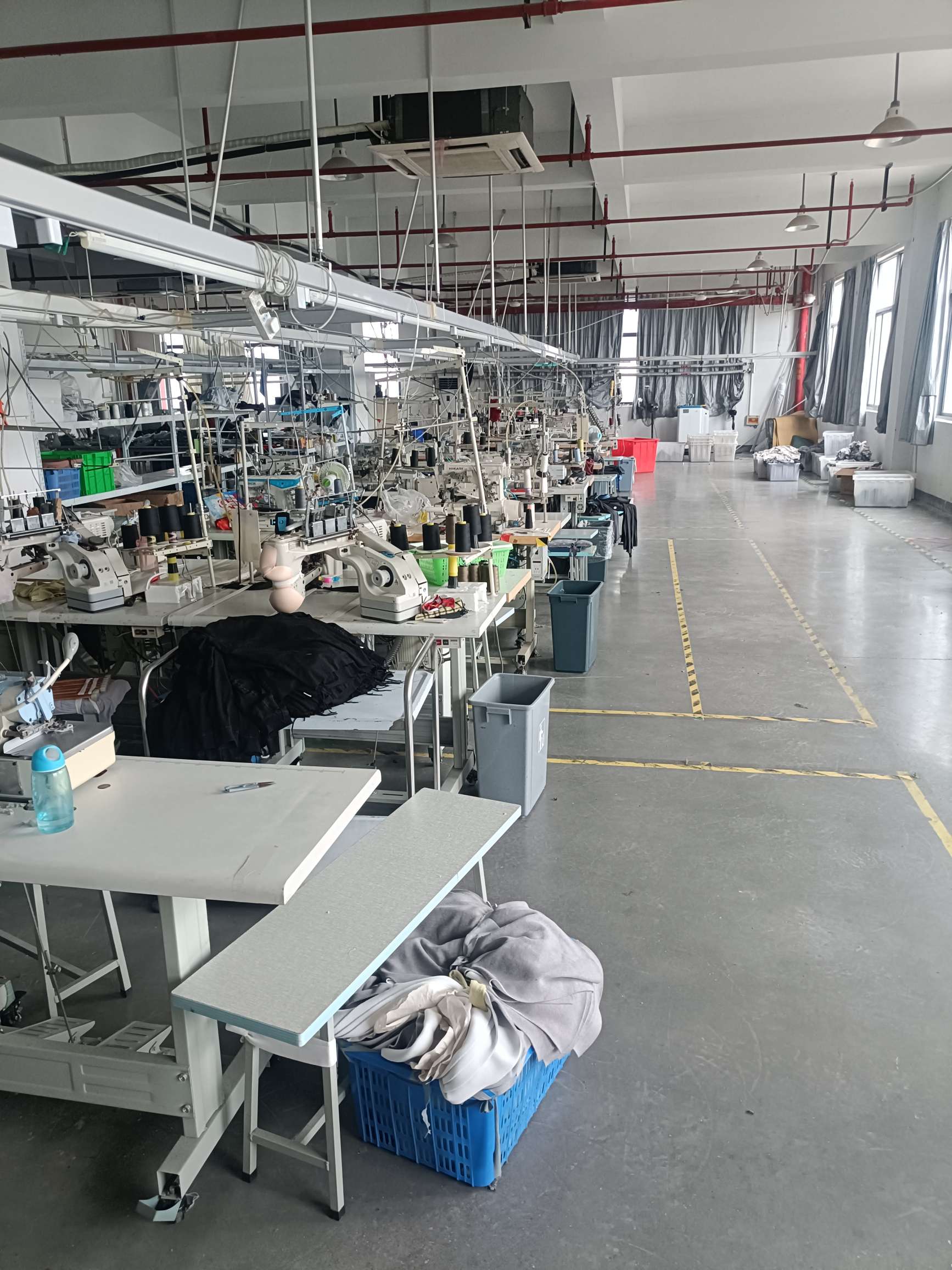 馨尚服饰工厂图片4