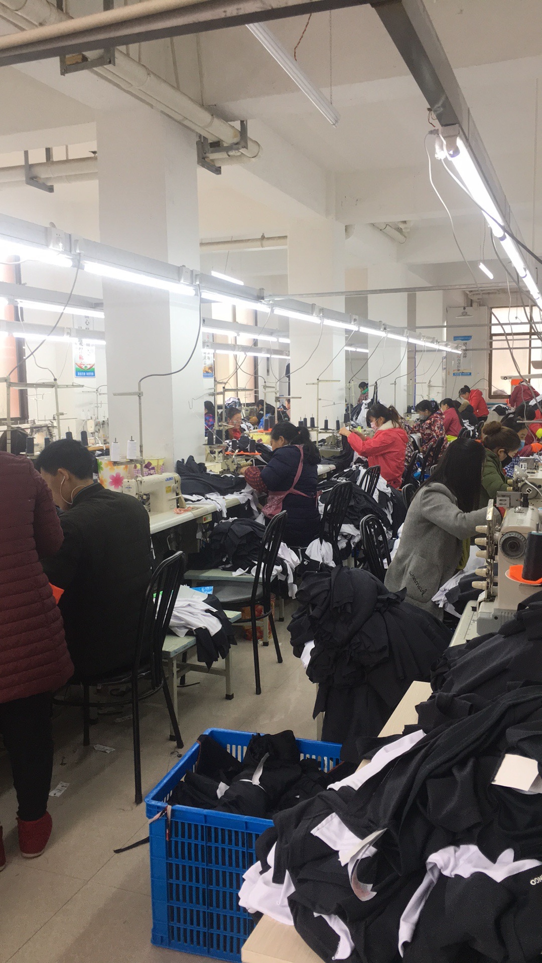 平利县鑫盛服装有限公司工厂图片2