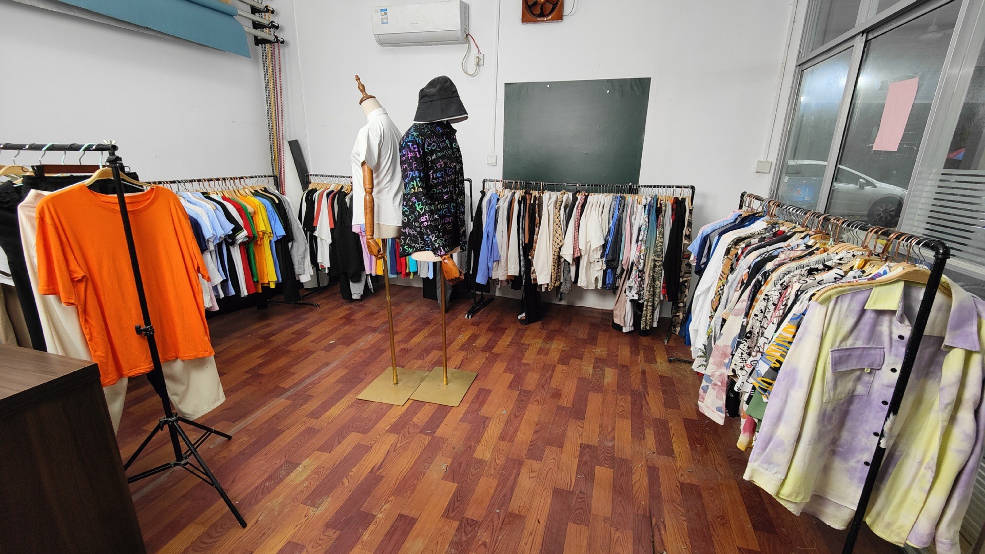 赣州市楚淮服装有限公司工厂图片4