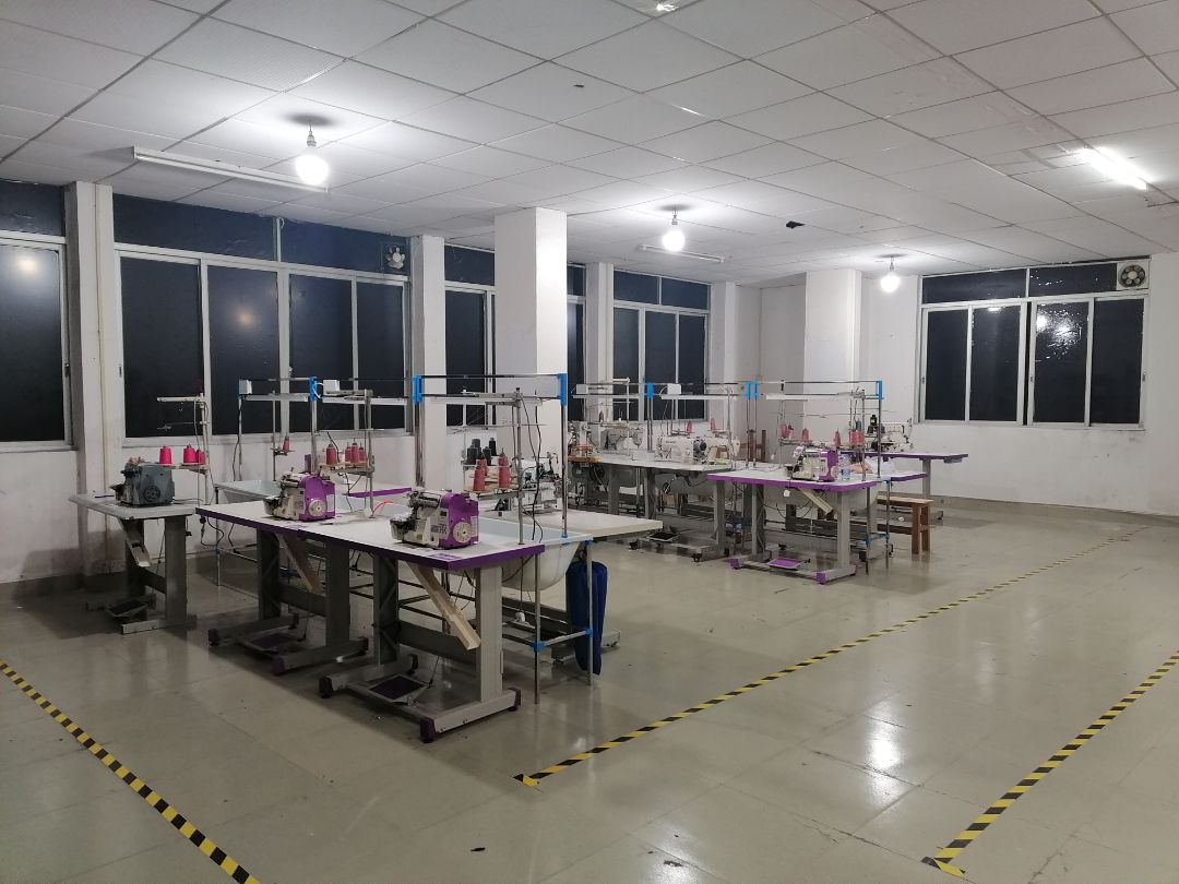 广州胜恩服饰厂工厂图片4