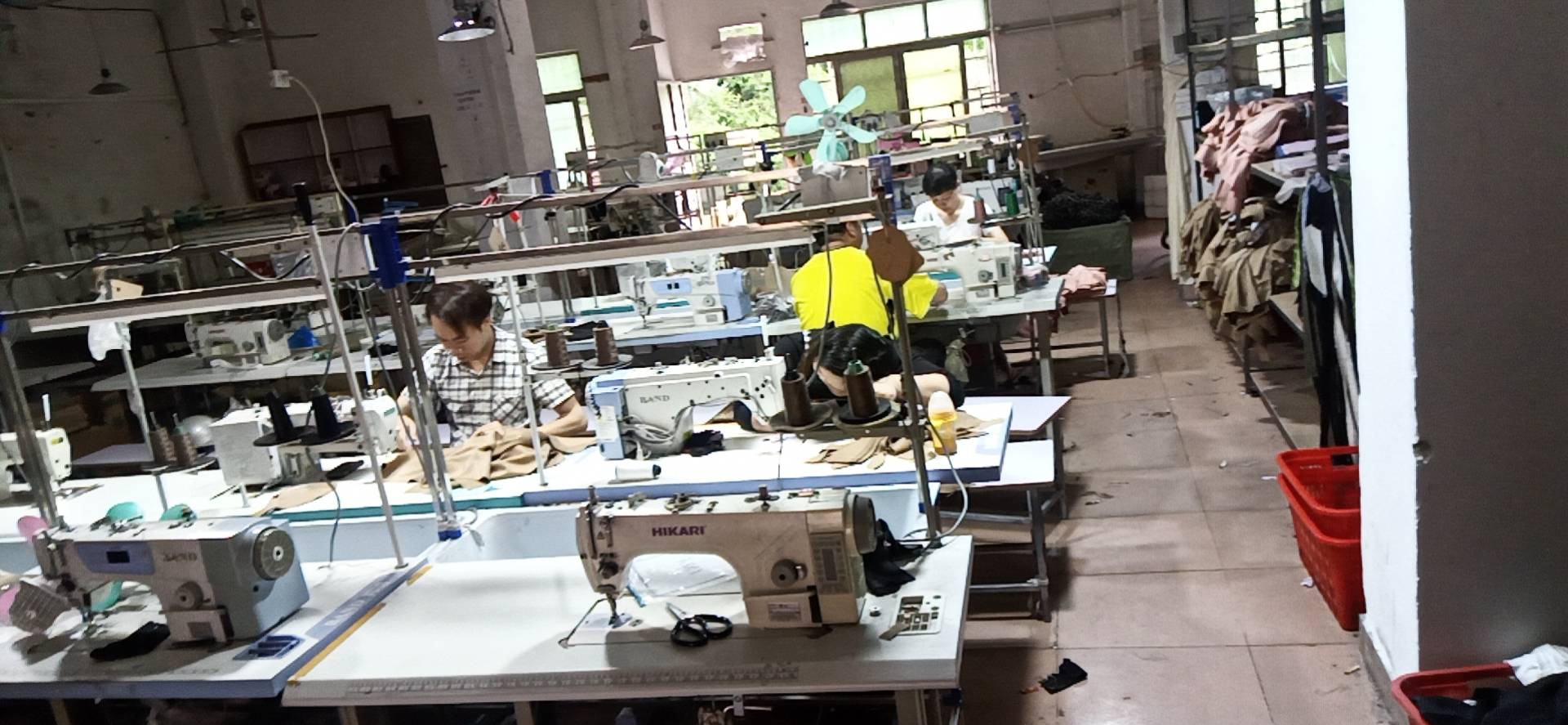 艾依雯服饰有限公司工厂图片4