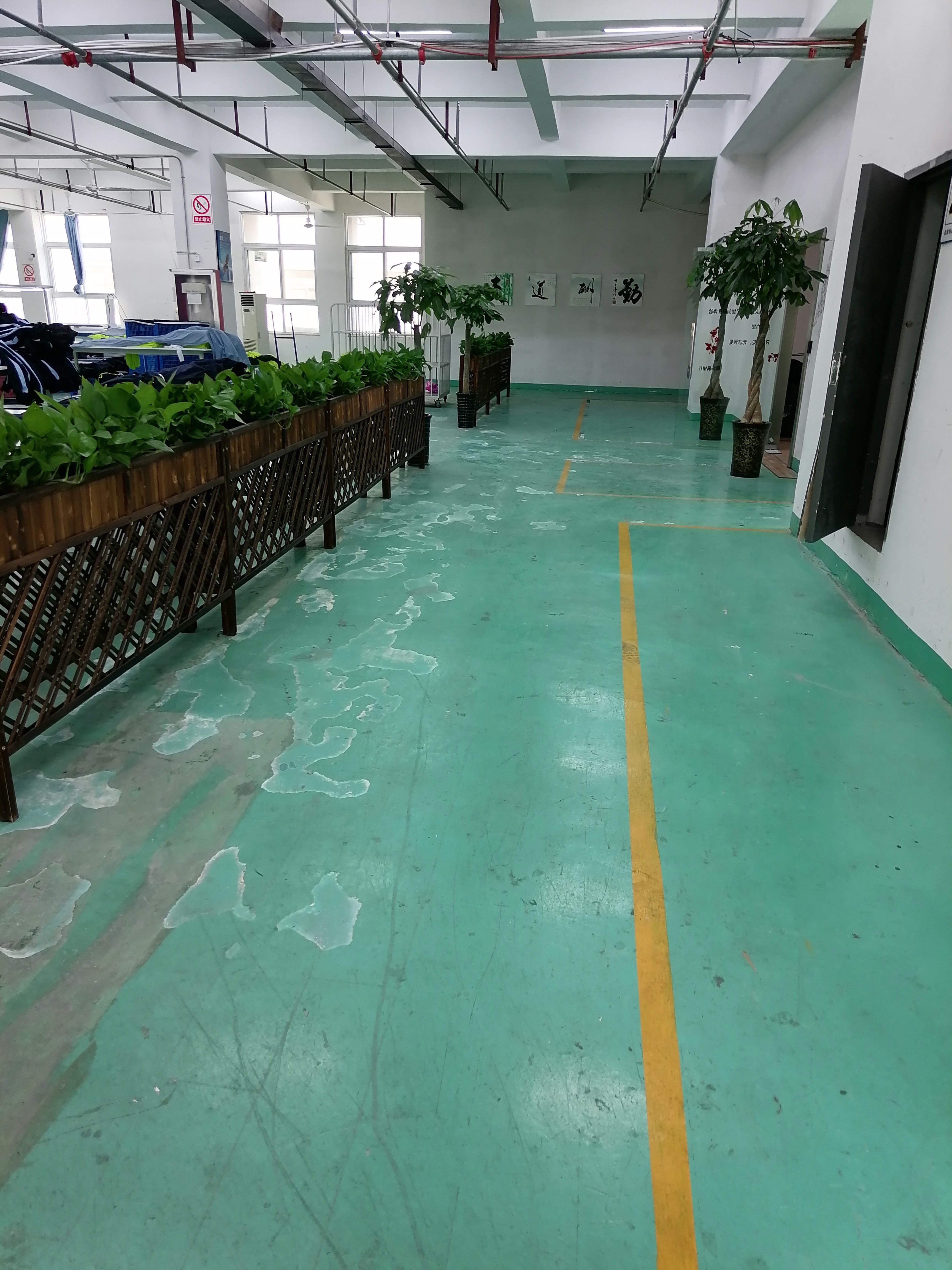 合肥明润服饰工厂图片2
