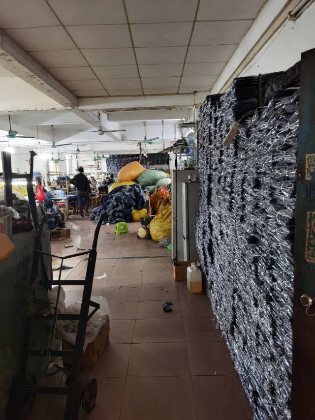 广州誉腾服饰工厂图片2
