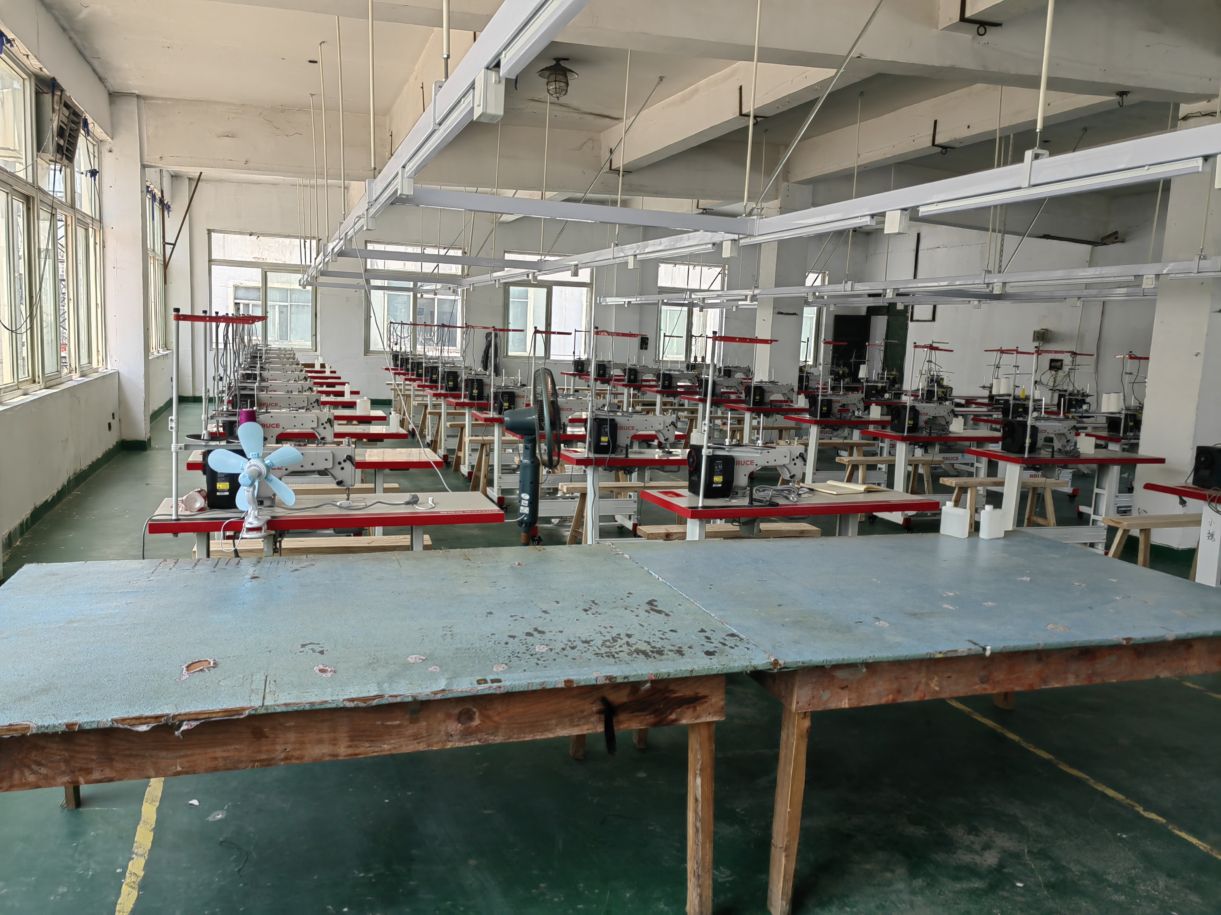 南昌福云服饰有限公司工厂图片3