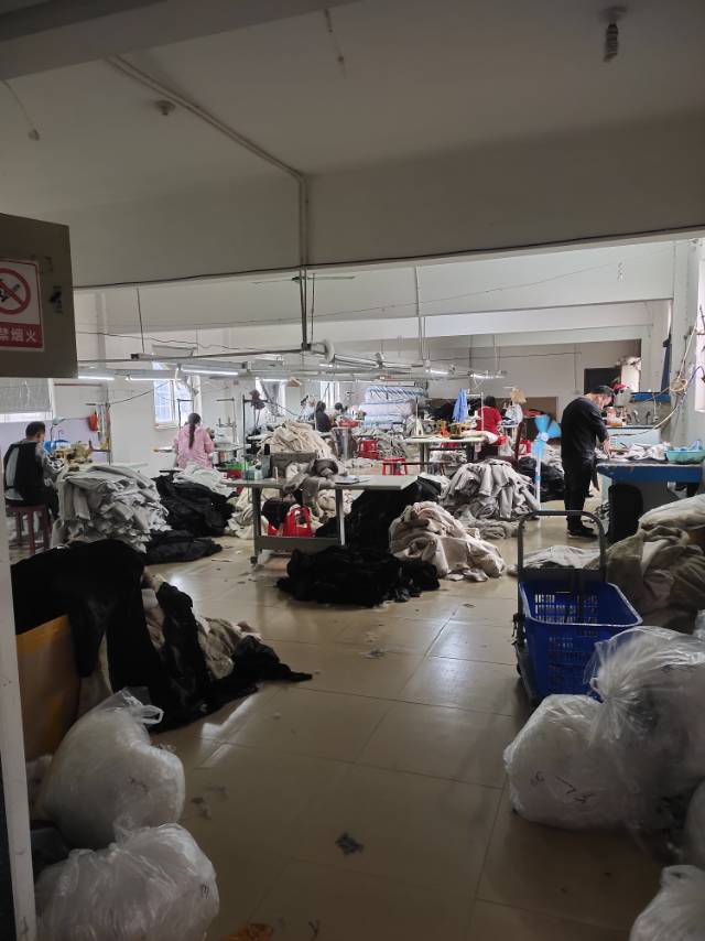 浙江省海宁市玖金服饰有限公司工厂图片3