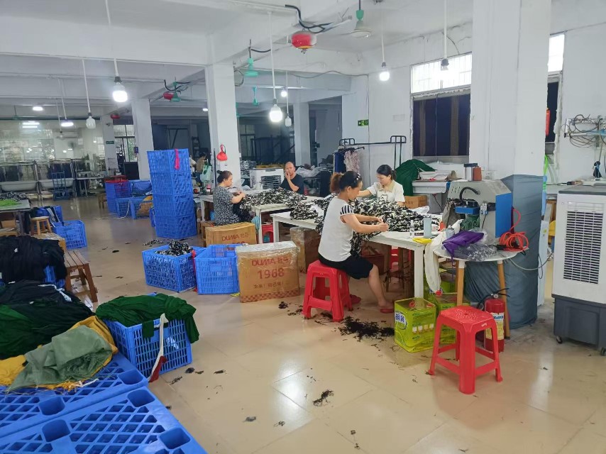 完美服饰工厂图片4
