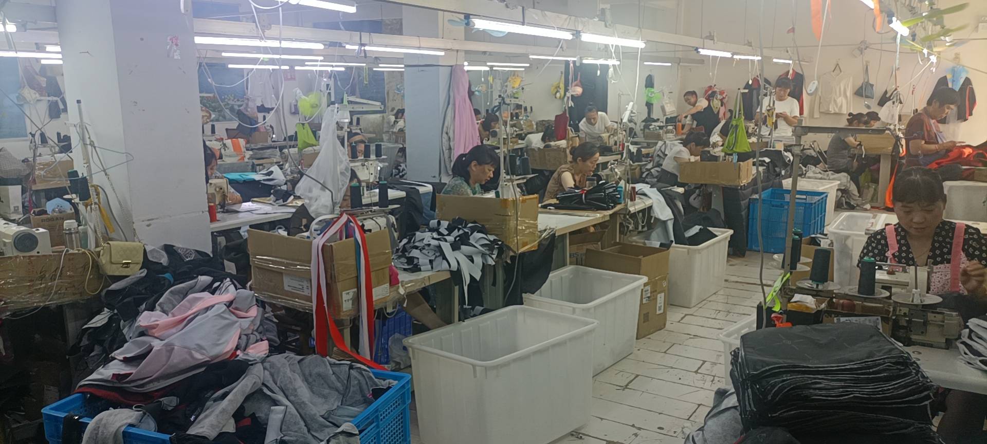 天长市天翼服饰有限公司工厂图片4