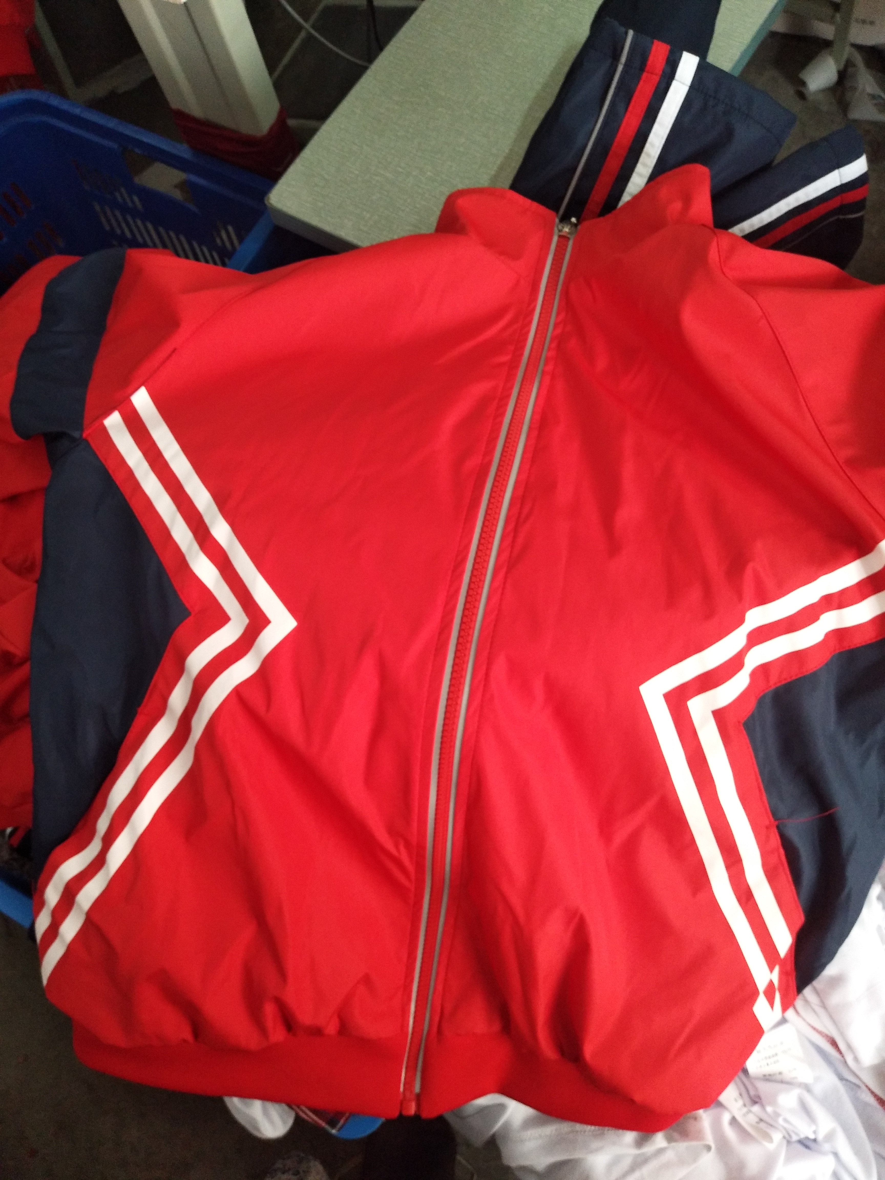 裕荣服饰工厂图片2