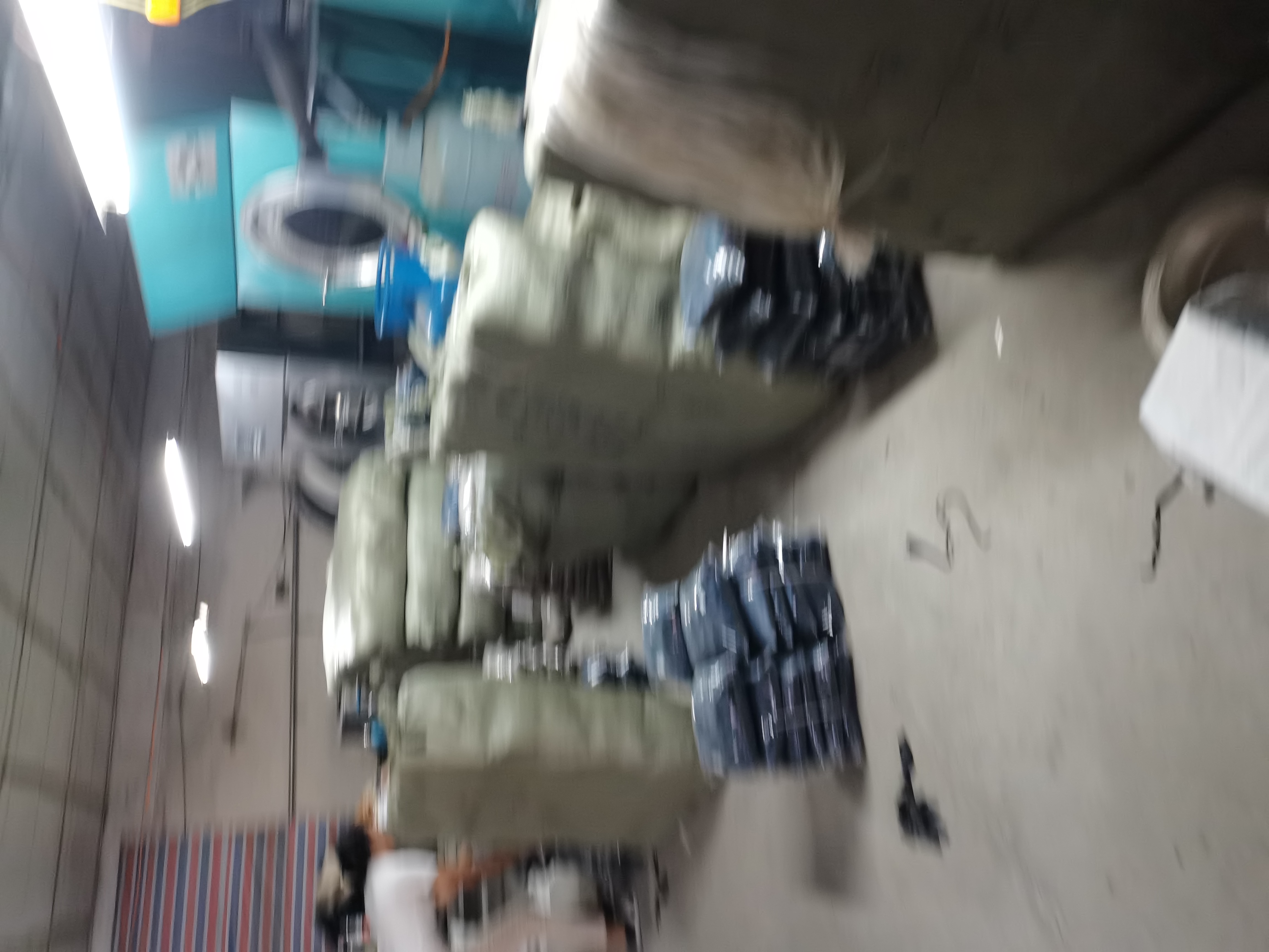 国尔服装公司