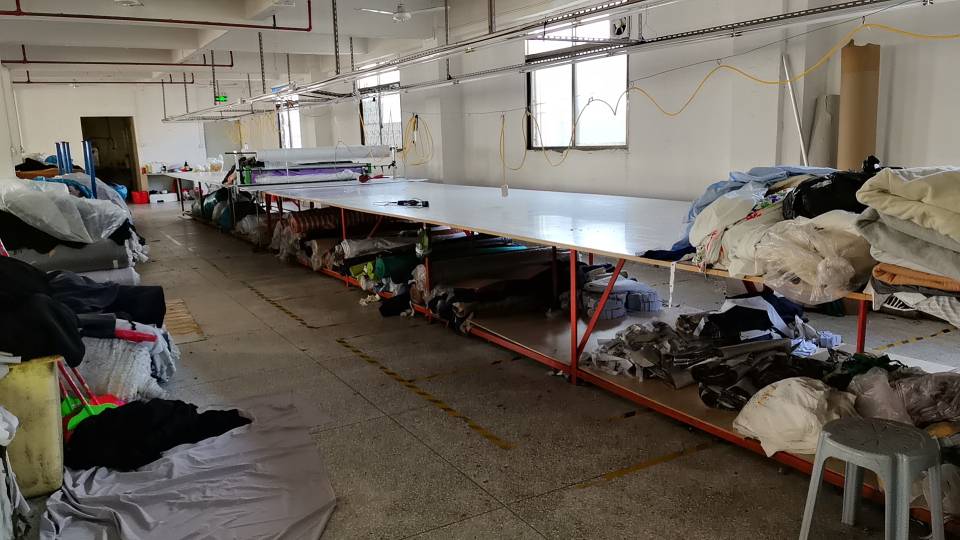 汕头市威制服饰有限公司工厂图片2