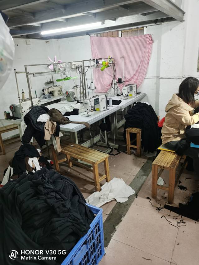 广州市元泰服饰工厂图片2