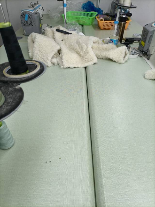 海宁市丁桥镇胜娜服装商行工厂图片2