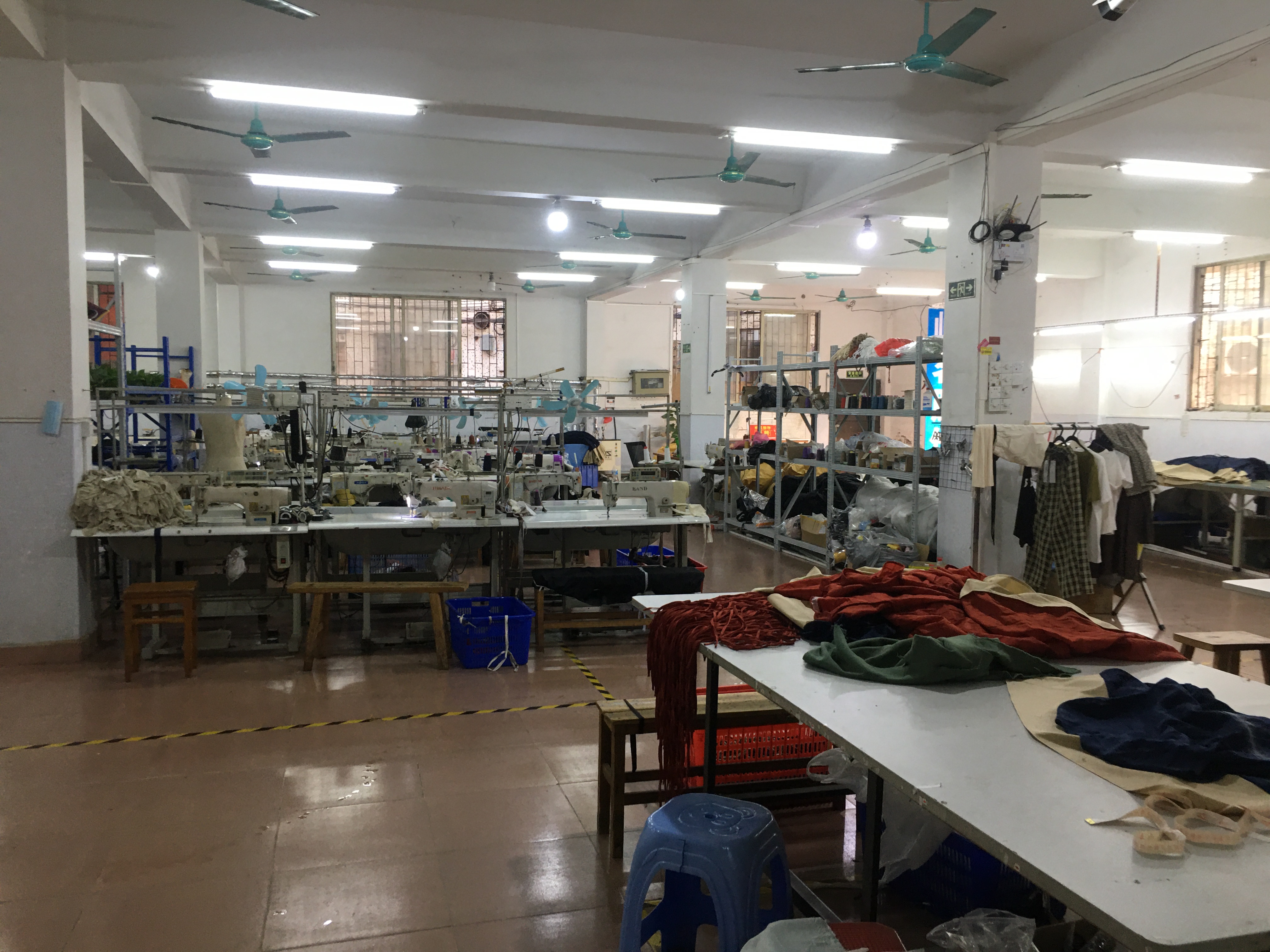 峰茗服饰工厂图片2