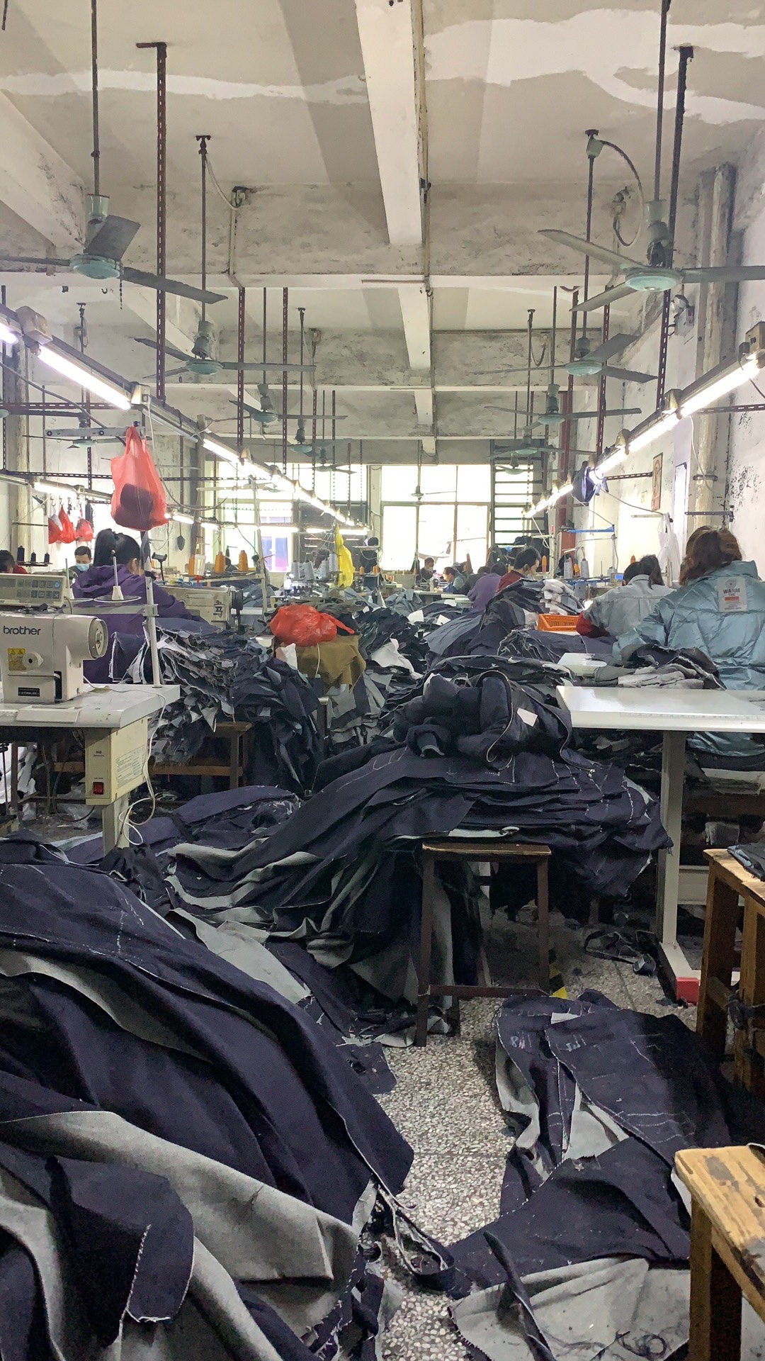 广州寓霖服装有限公司