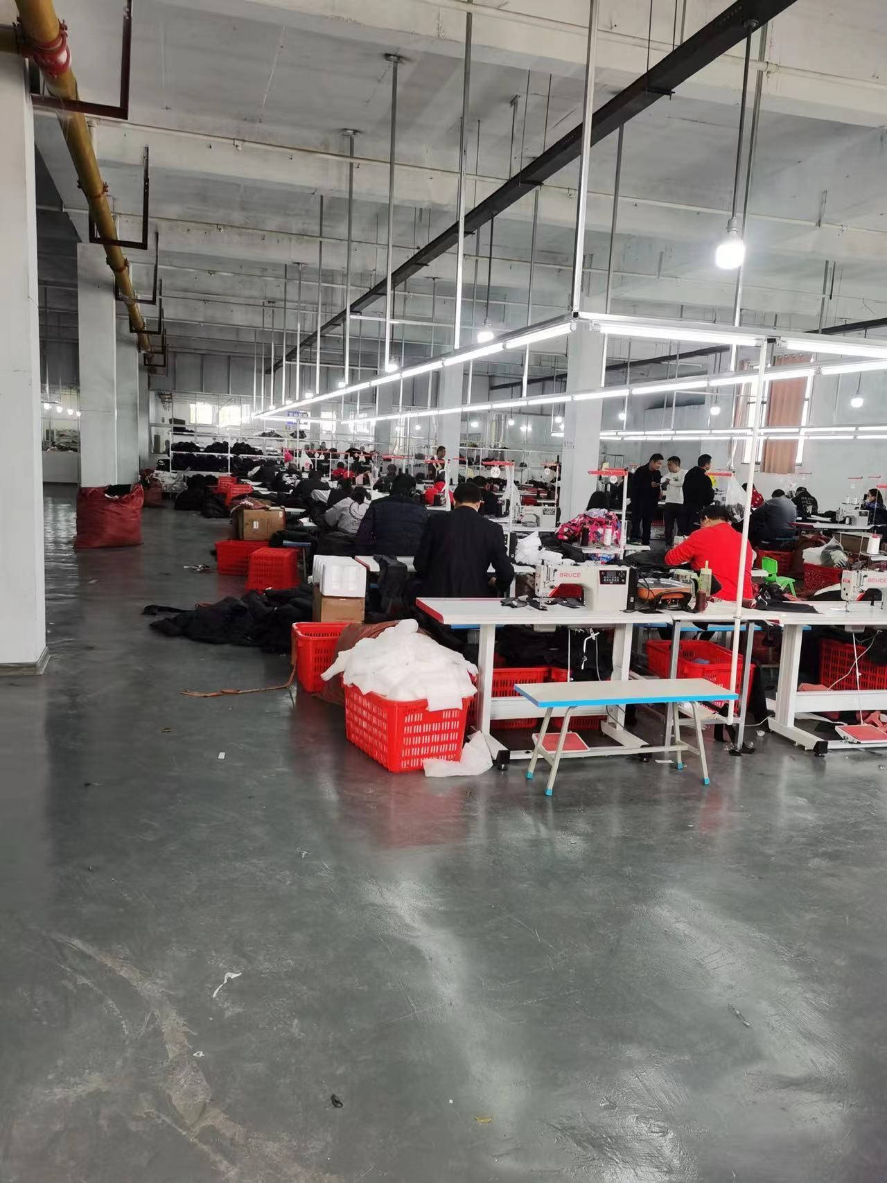 宾柏服饰工厂图片2