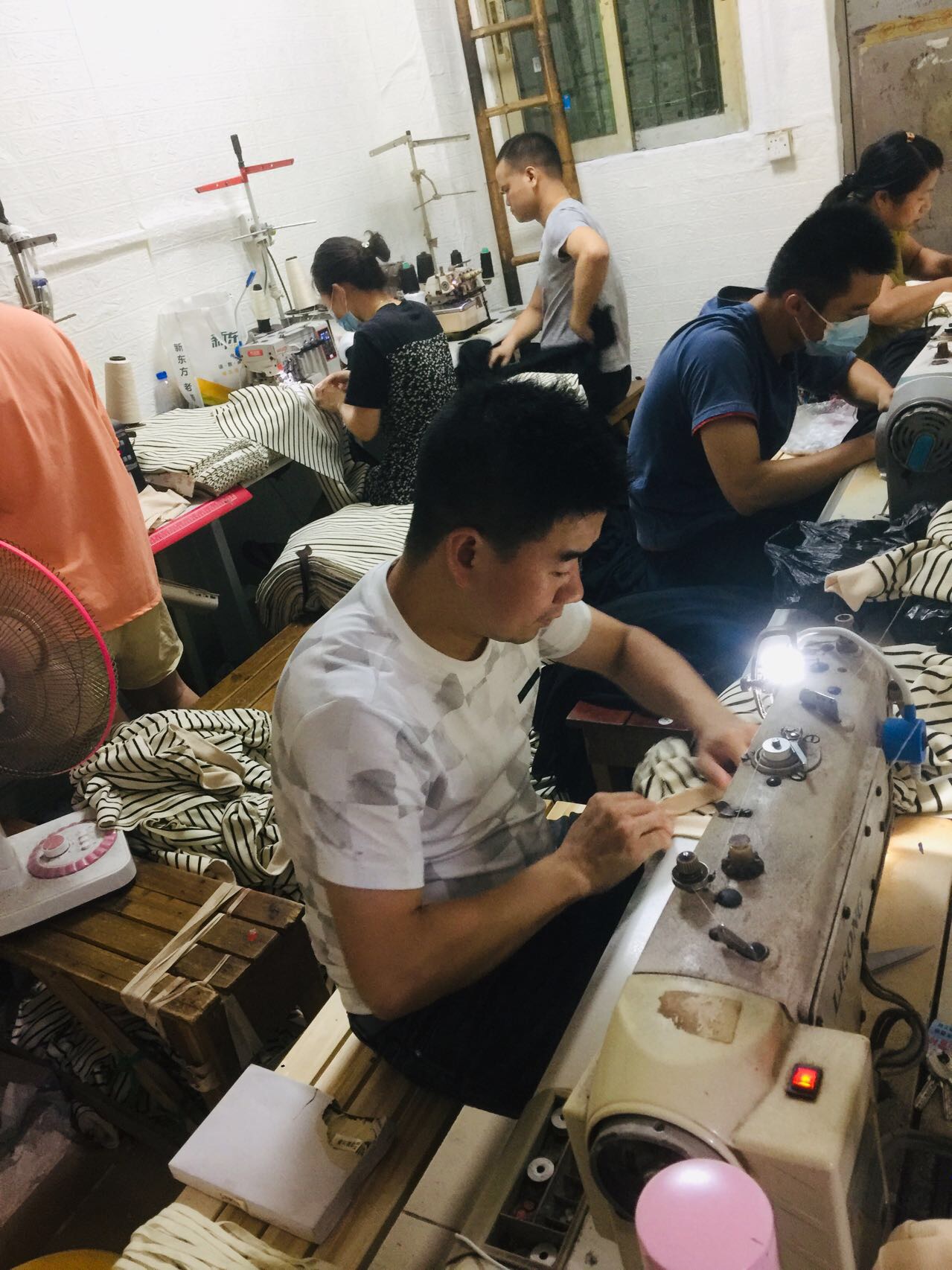 广州海珠区服装加工厂工厂图片2
