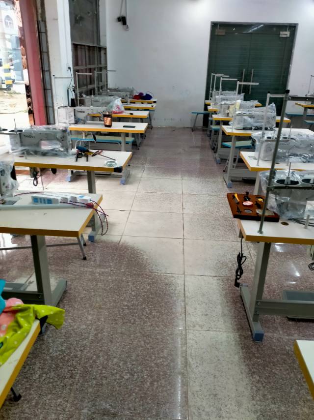 信天服饰工厂图片3