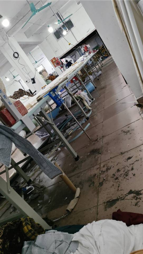 心选服装工厂图片2