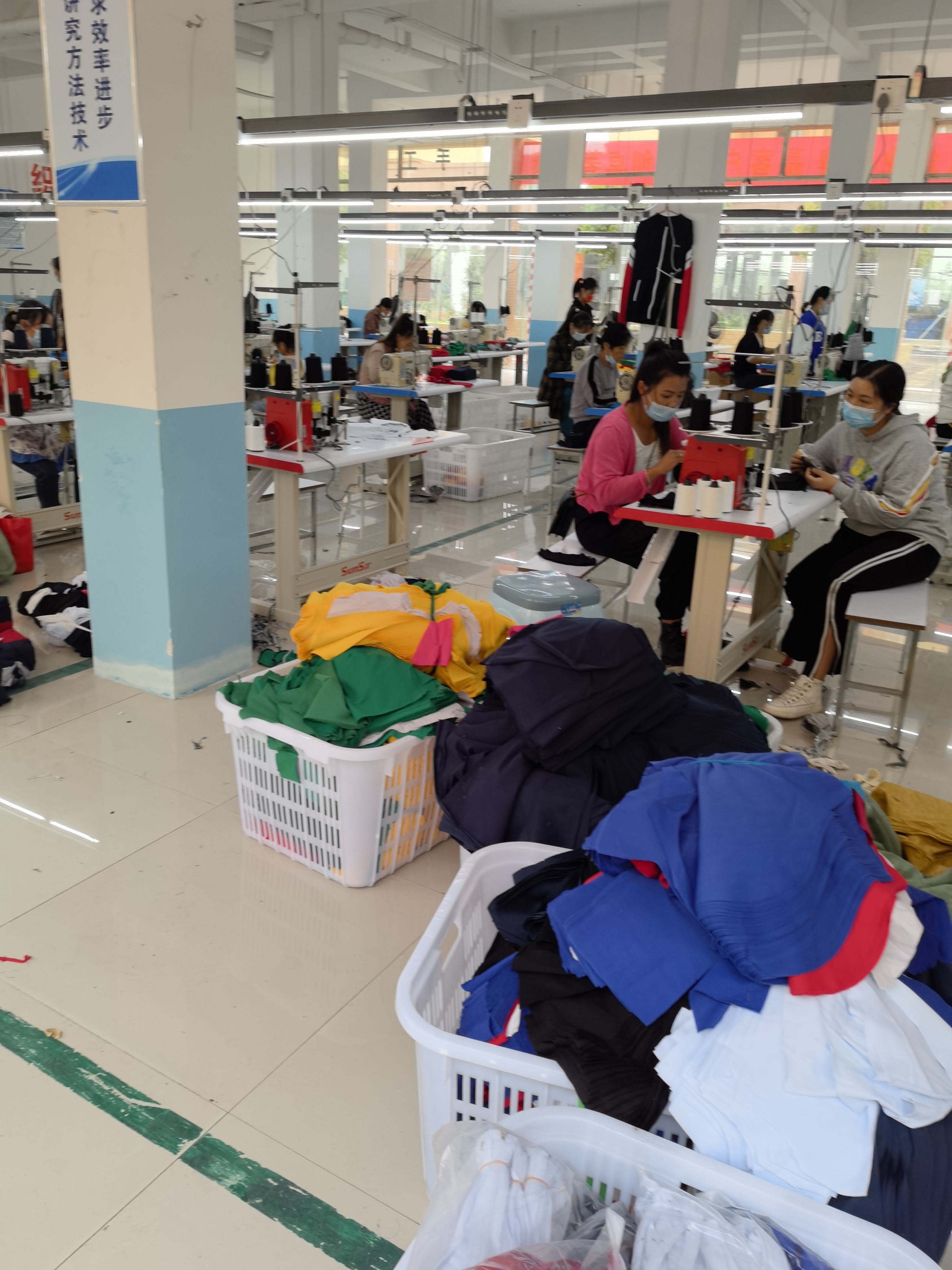 聚绿服饰有限公司工厂图片3