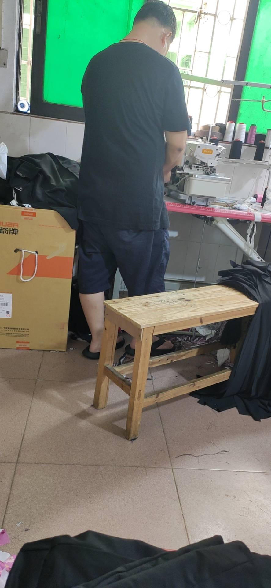 朗皓制衣厂工厂图片2