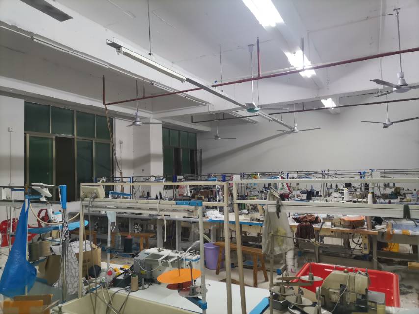 广州瑞弘服装公司工厂图片2