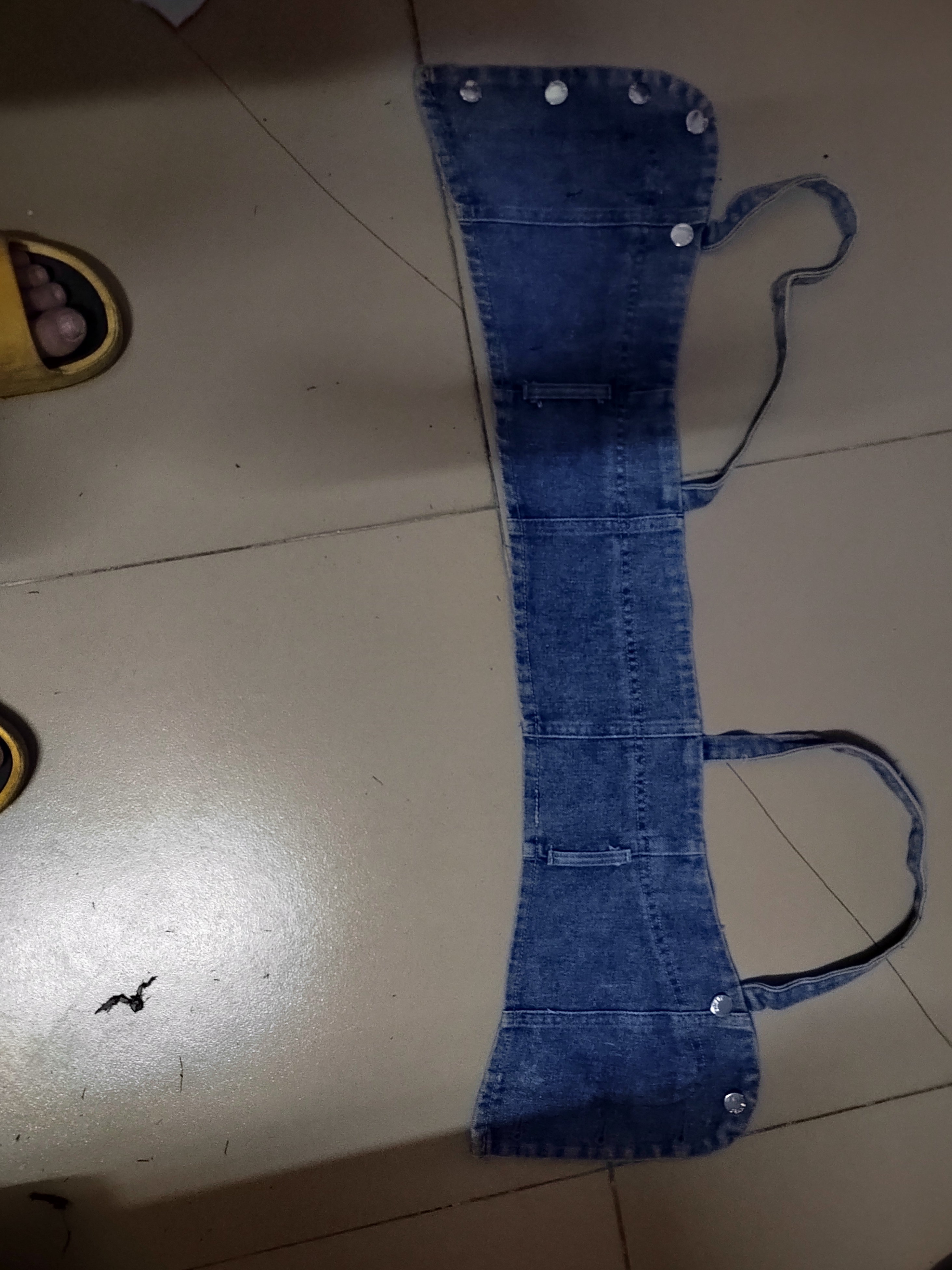 红彩霞服饰工厂图片4