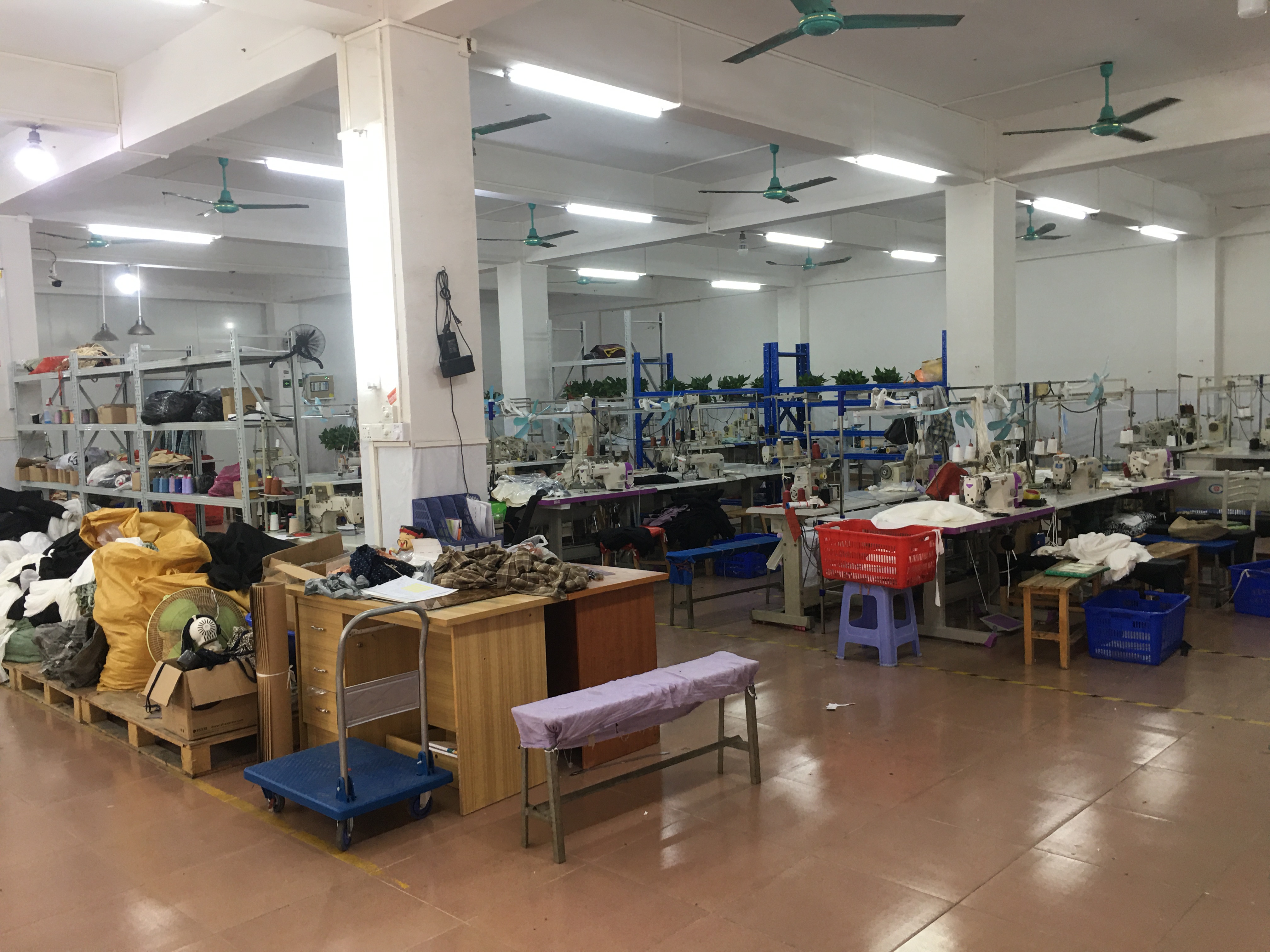 峰茗服饰工厂图片4
