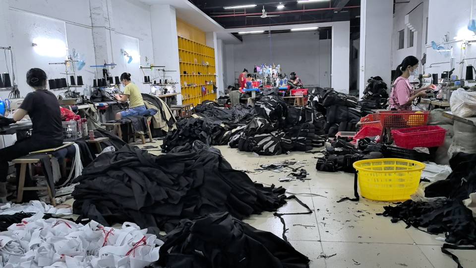 广西玉林圣利服装厂工厂图片2
