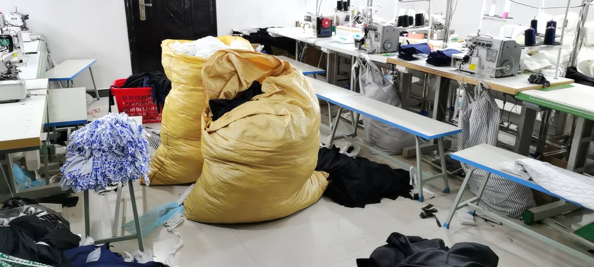 波波服饰工厂图片2