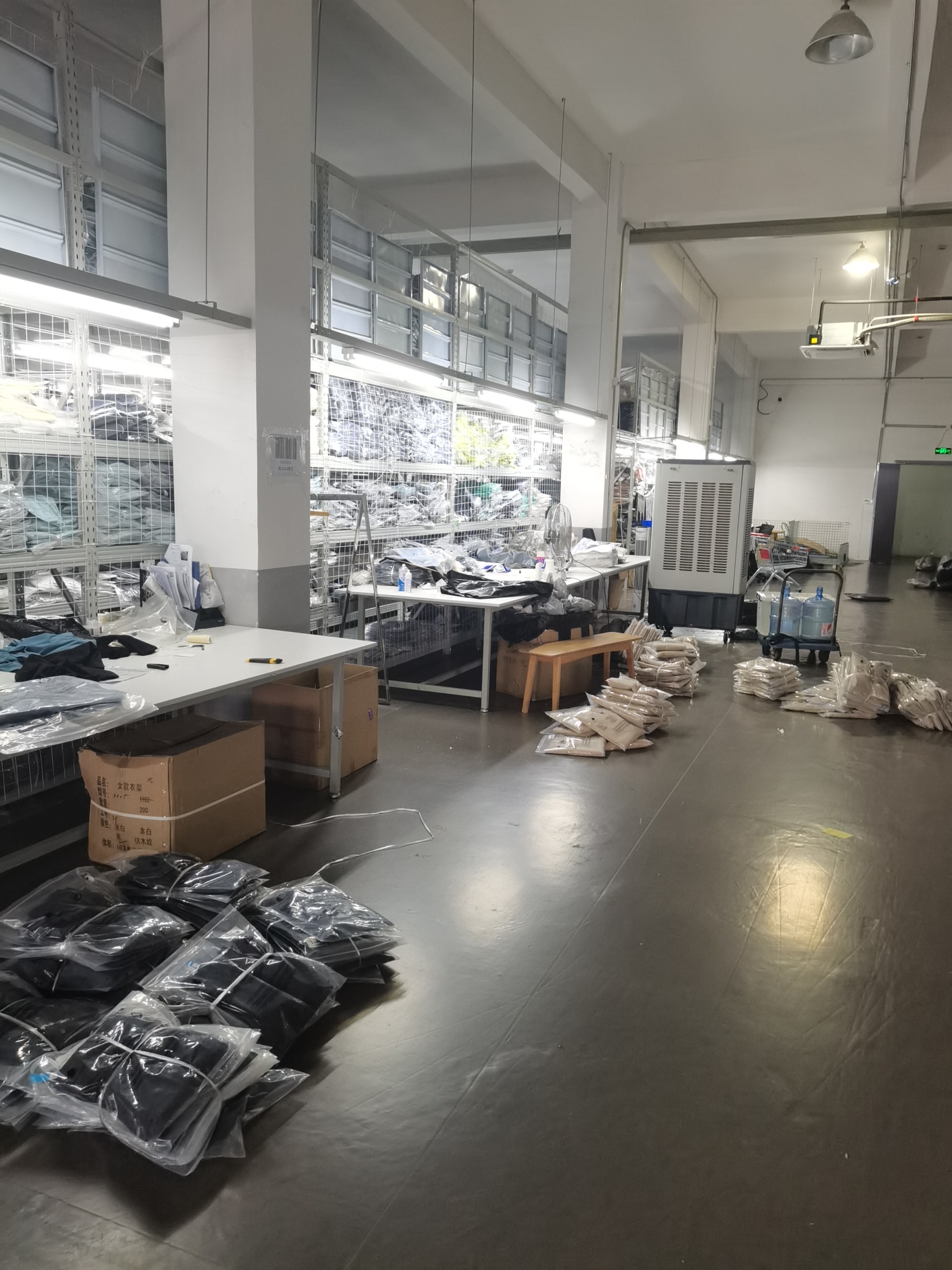 杭州侘寂服饰有限公司工厂图片3
