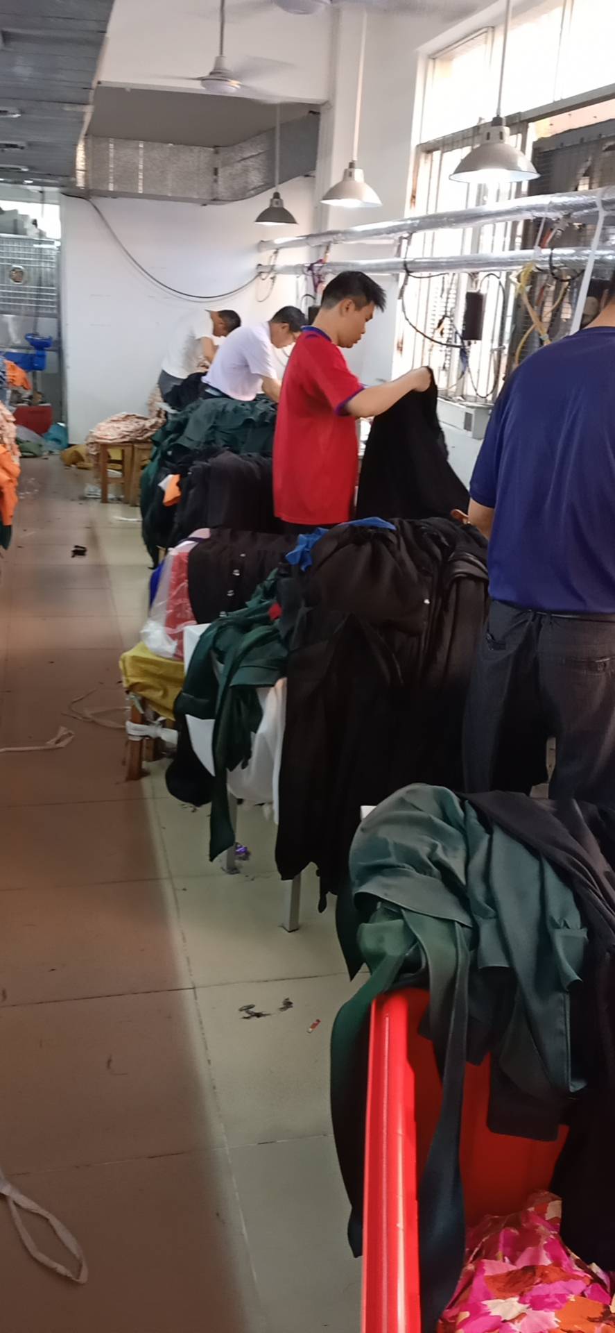 豆豆服饰工厂图片3