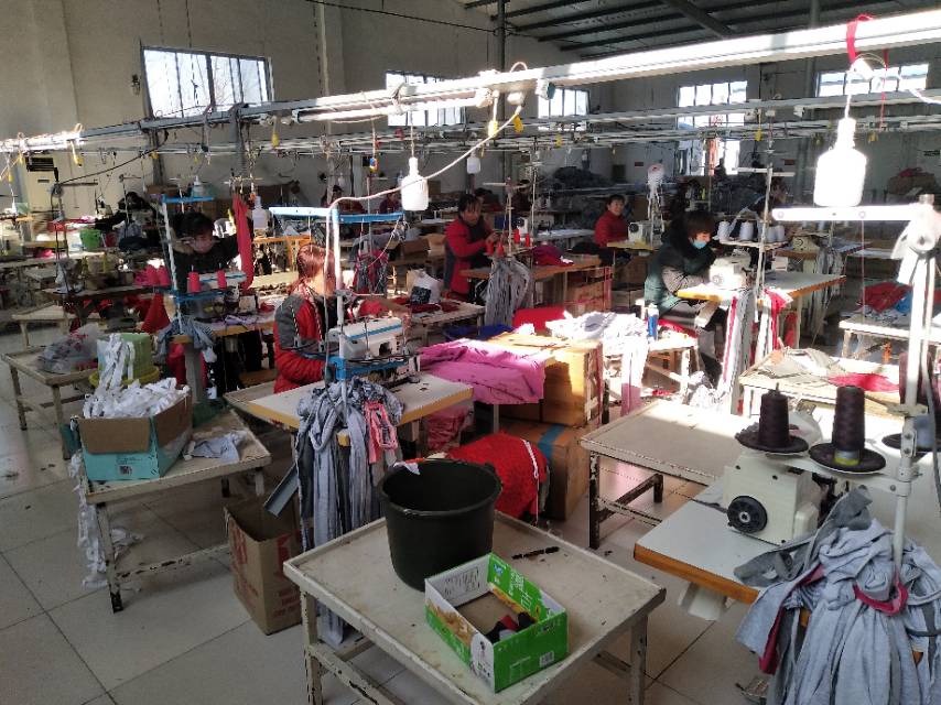乐陵静芮服装加工厂工厂图片2