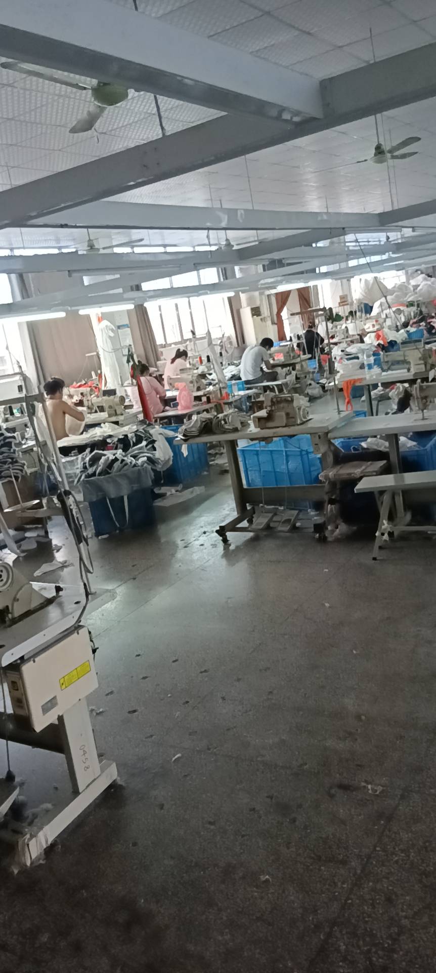 嘉兴港区恒泰服装加工工厂图片3