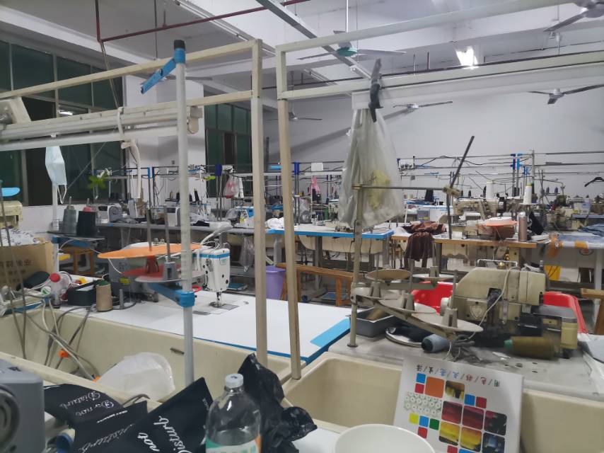 广州瑞弘服装公司