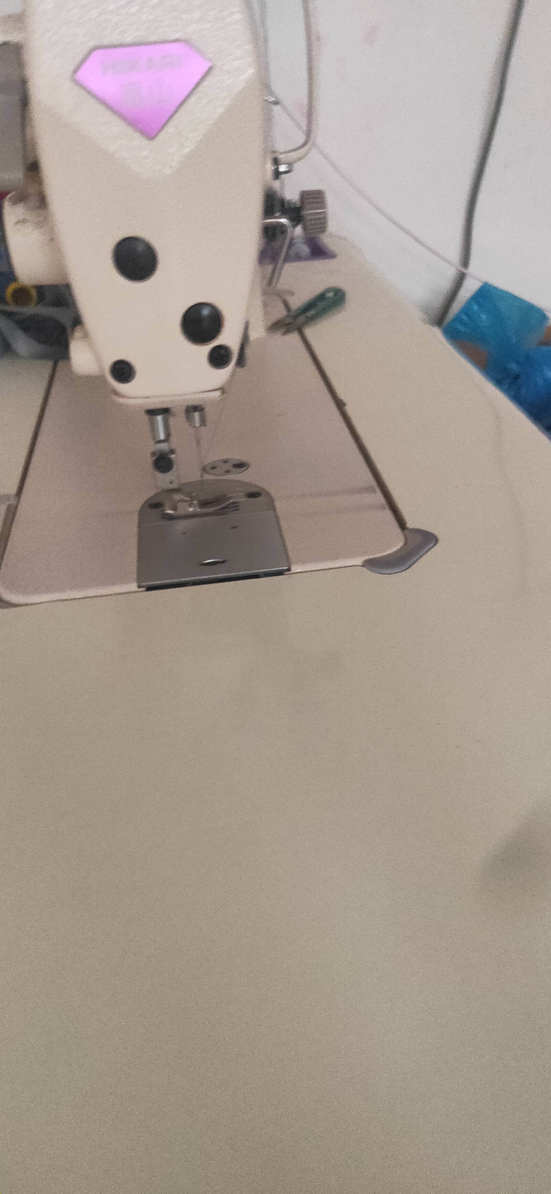红运服装厂