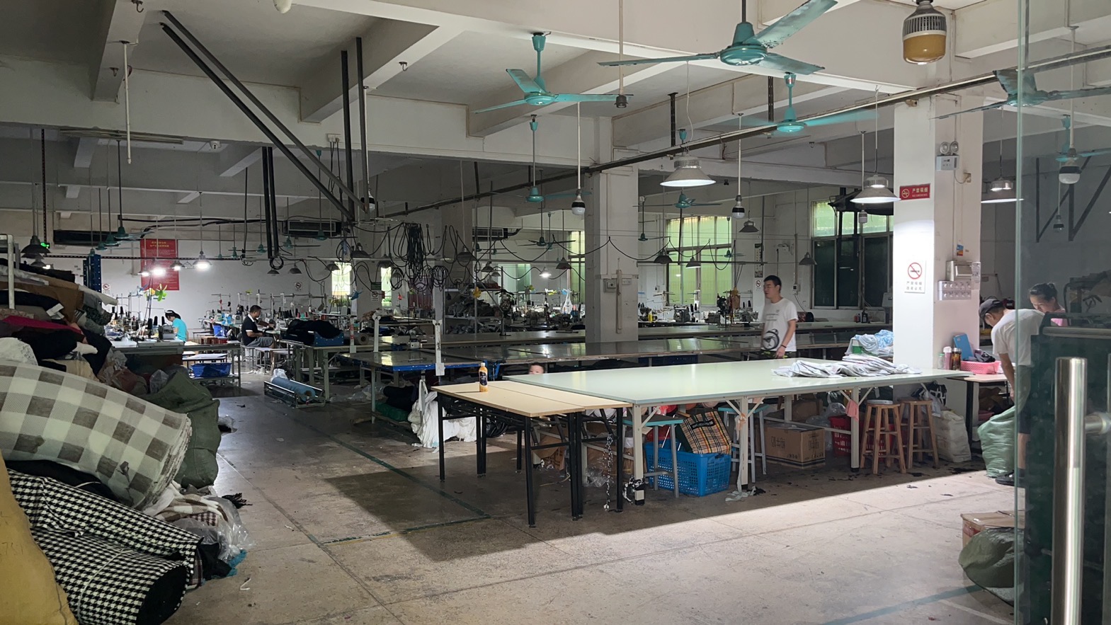 广州庆华服装有限公司工厂图片2